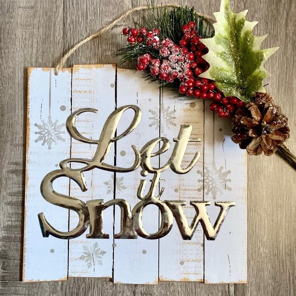 2/$15 "Let It Snow" Christmas Decor Sign!! - Picture 1 of 1
